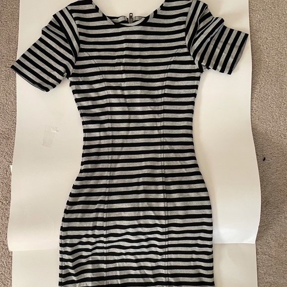 French Connection dress w/zipper back - Picture 2 of 5